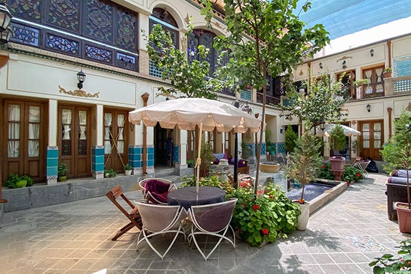 hotel-toloo-khorshid-600-300-min